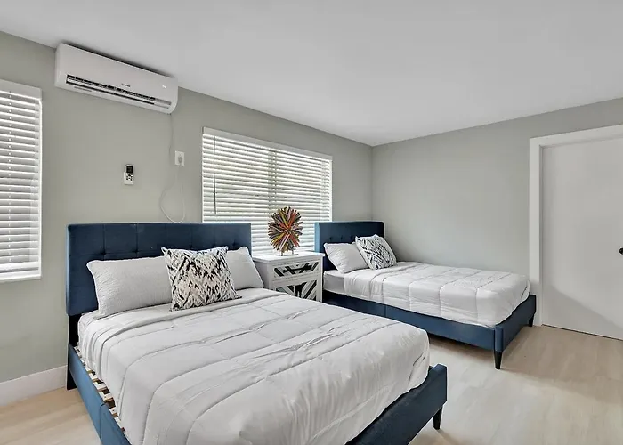 The Shell On Walnut Studio Hollywood Beach Free Parking